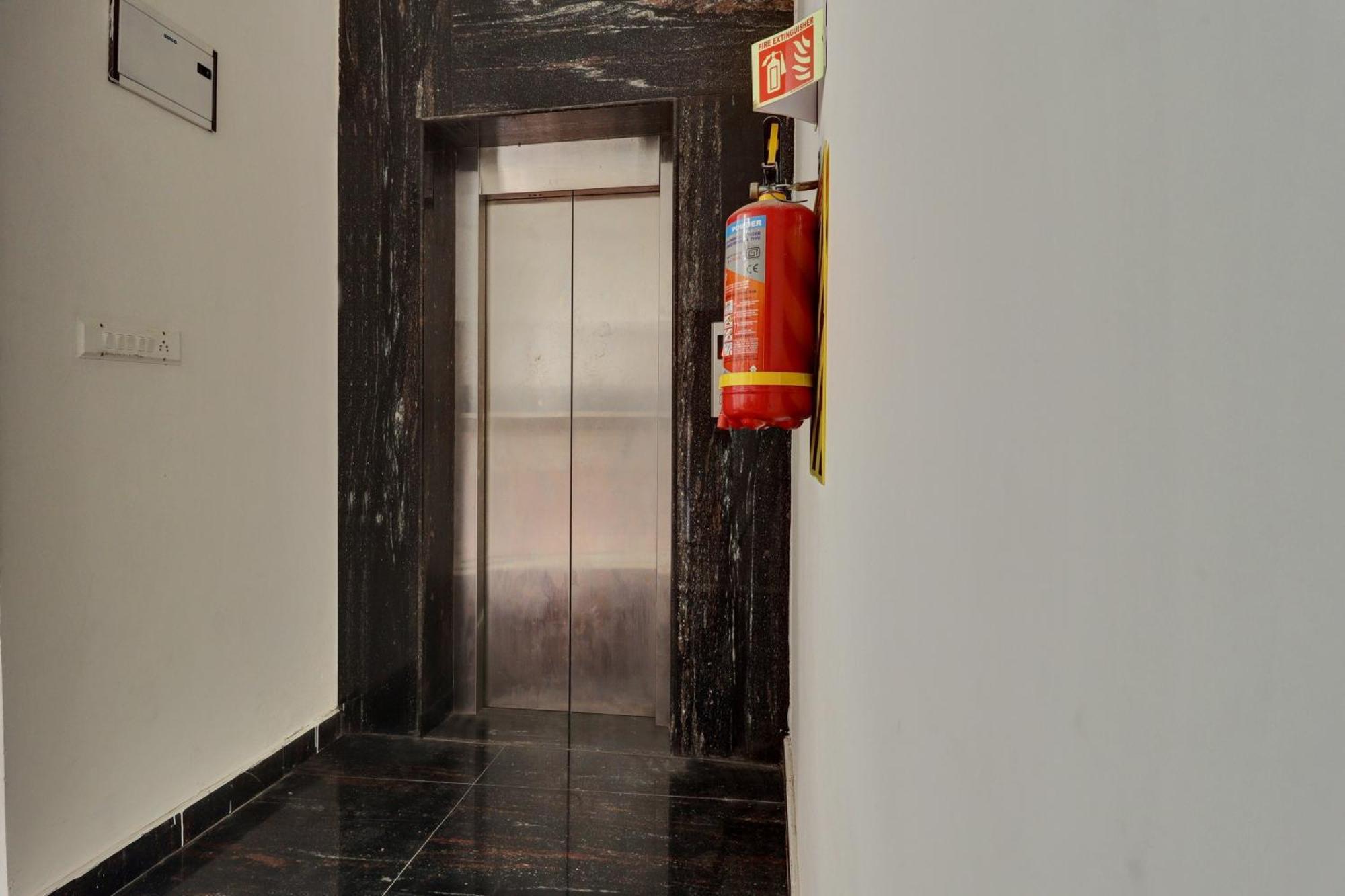 Hotel Millennium Comfort بنغالور المظهر الخارجي الصورة